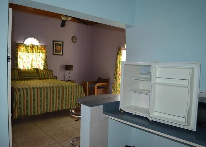 Casa De Shalom Hotel 3*