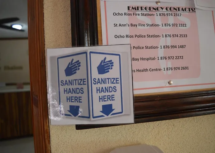 Casa De Shalom Hotel 3*