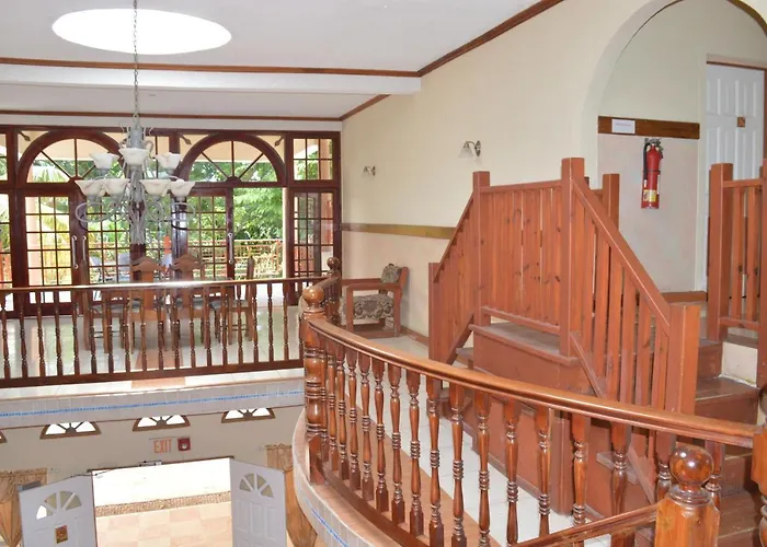 Casa De Shalom Hotel