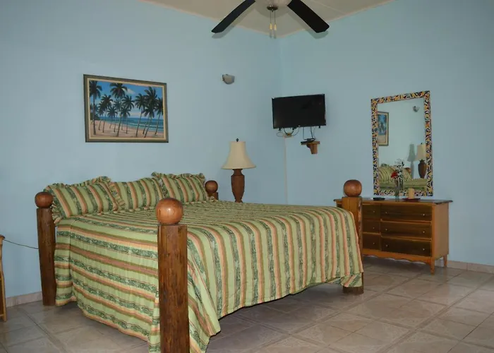 Casa De Shalom Hotel