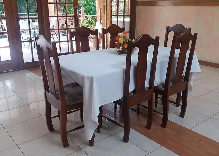 Hotel Casa De Shalom 3*