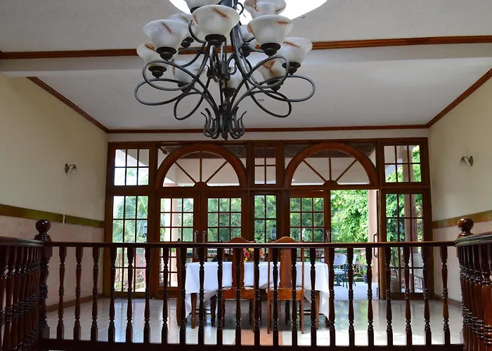 Hotel Casa De Shalom 3*
