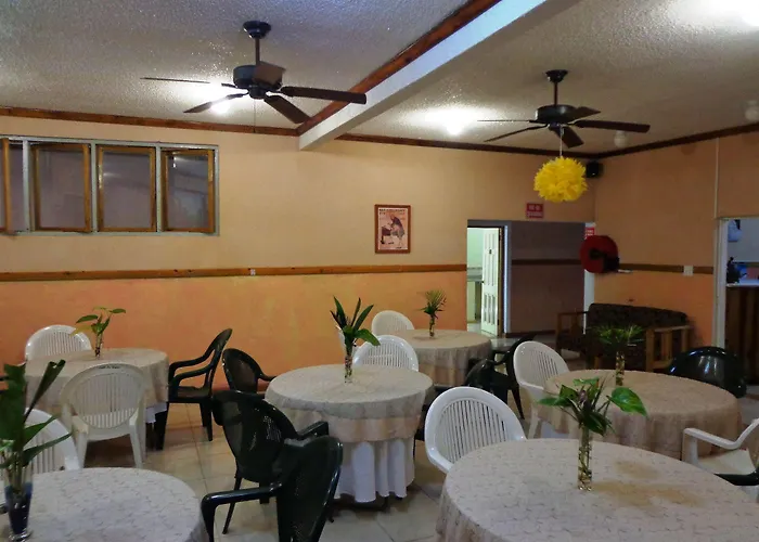 Casa De Shalom 3*